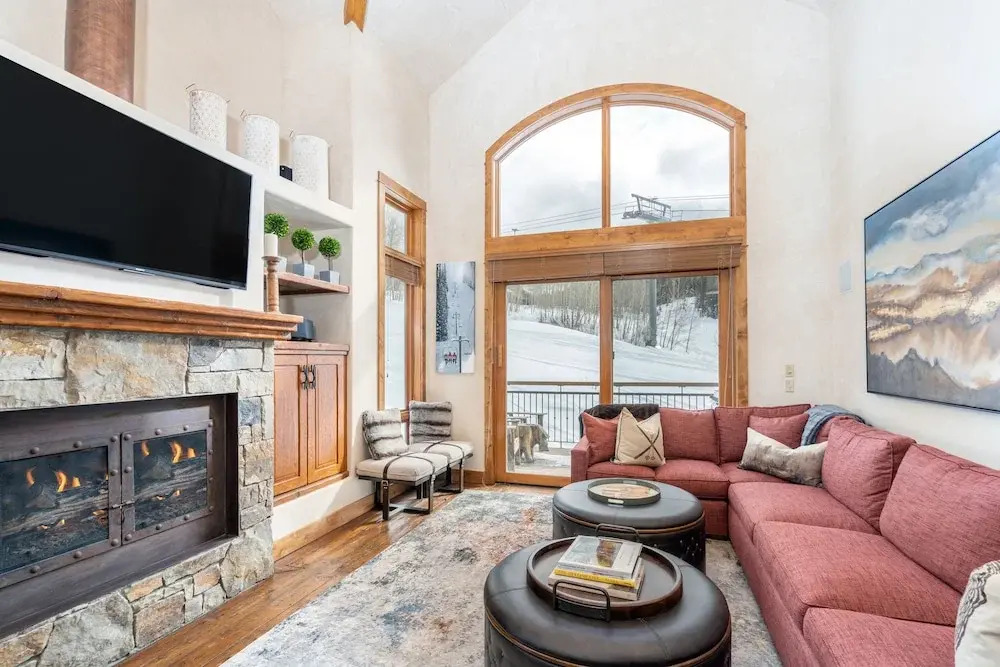 Terraces 901 by AvantStay Skiers Paradise Located Slopeside off of Lift 1 and 10