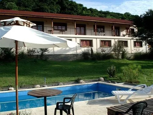 Pura Vida Hostería de Aventura