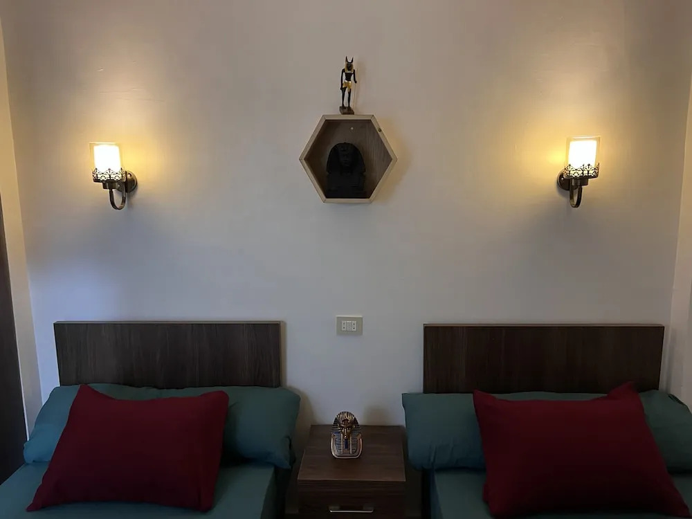 Giza pyramids view homestay