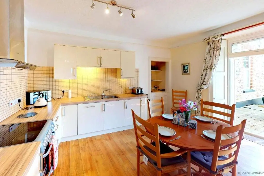 Bishops Tawton Overton House 2 Bedrooms