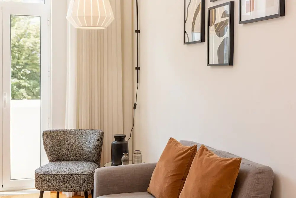 Stylish City-center Retreat