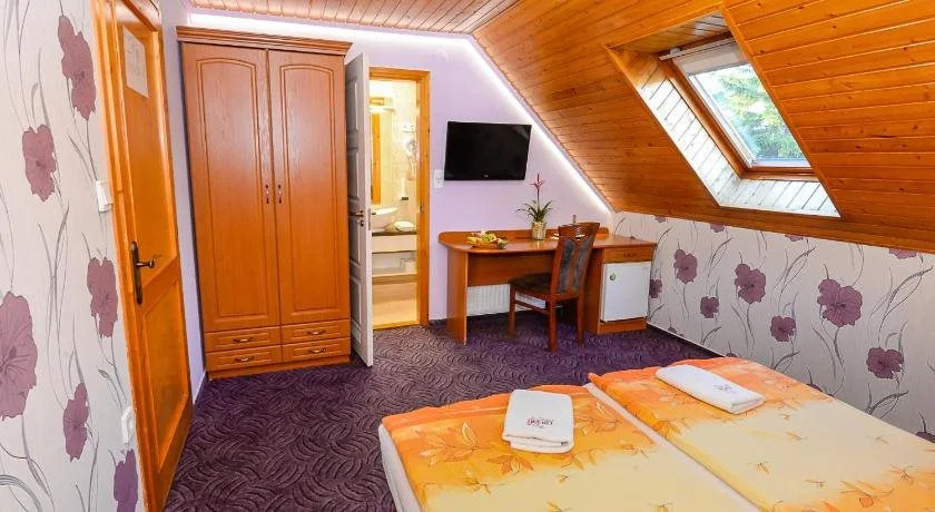 Tinódi Hotel és Étterem