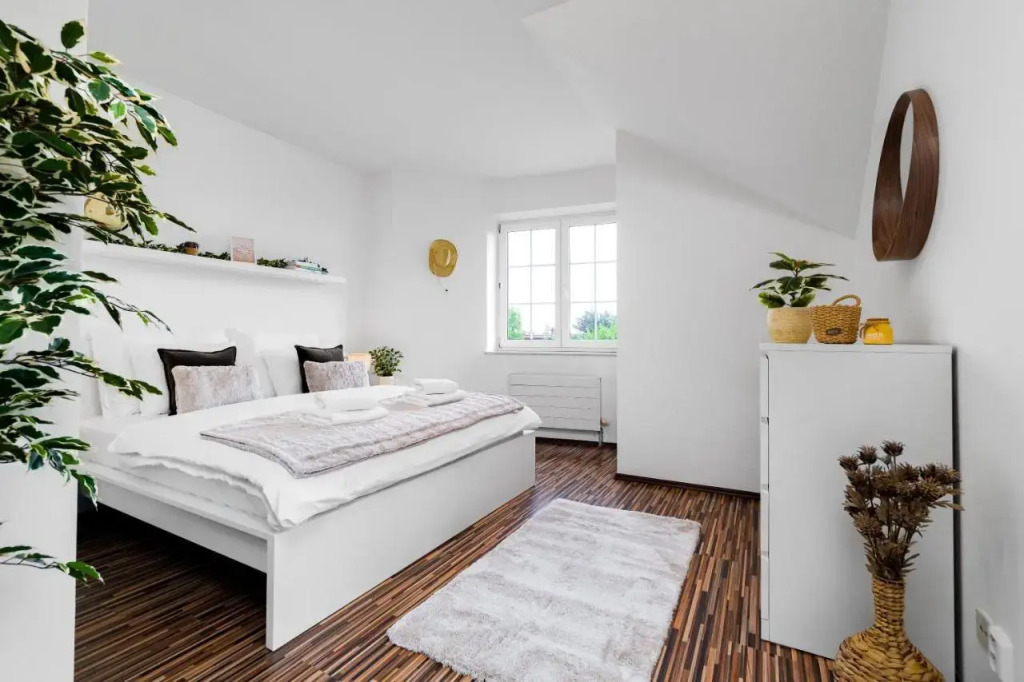 Spacious House 100m2 with Garden, Grill and Parking