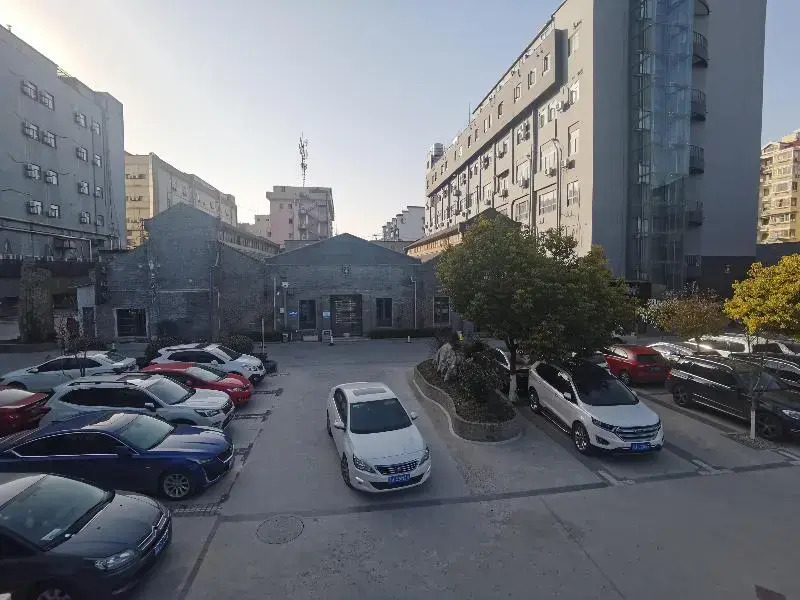 Hanting Premium Hotel Nanjing Ming Palace Ruijin Road