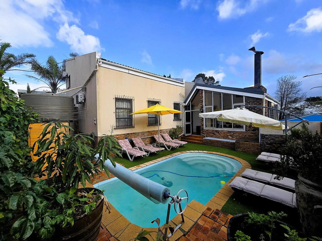 Walters Lane Luxury Accommodation main house
