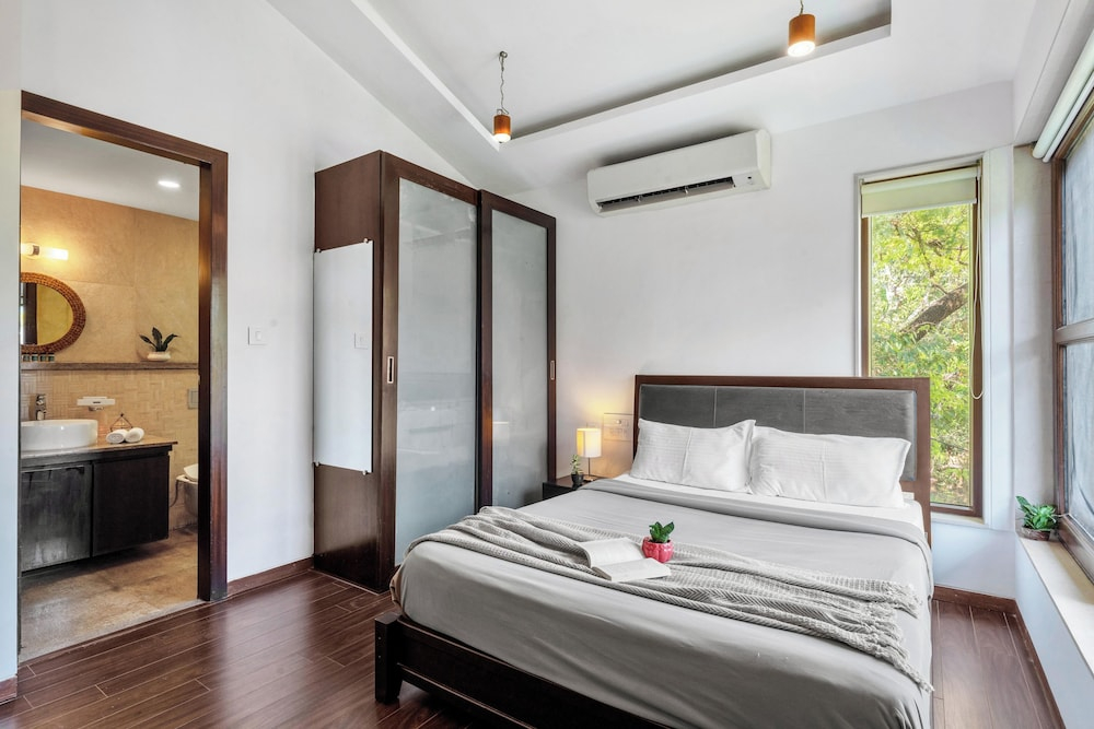 Staymaster Water Wave 3BR Villa