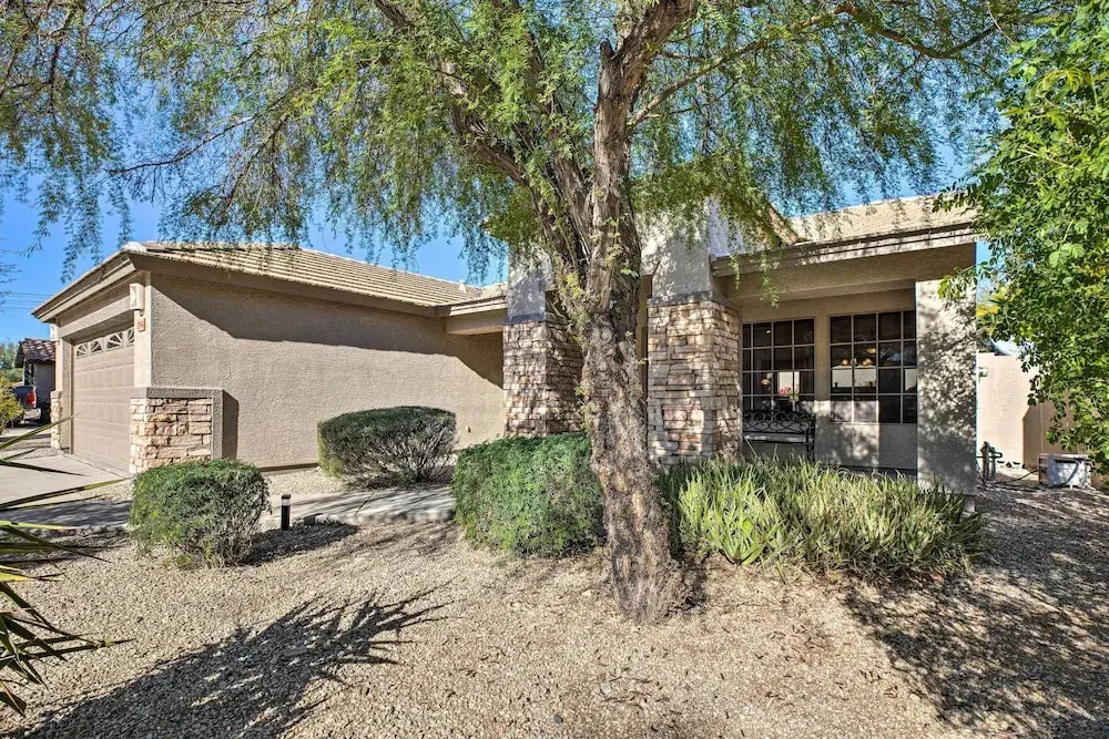 Close to Hikes! Snowbird Oasis w/ Pool in Estrella