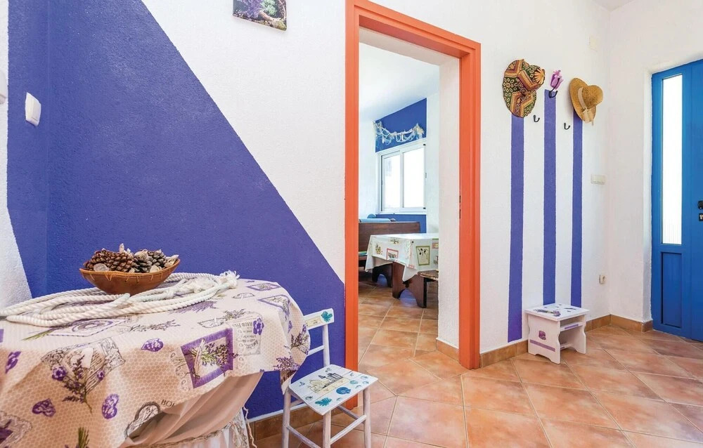 Stunning Home in Barbat With Wifi and 2 Bedrooms