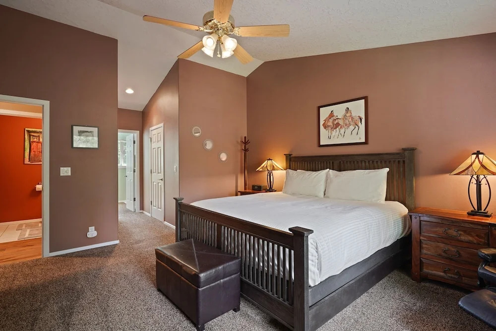 16 Jillian 4 Bedroom Home by RedAwning