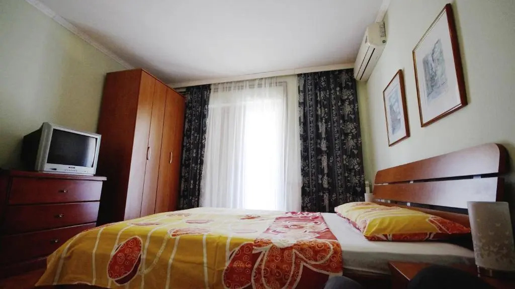Apartments Miković
