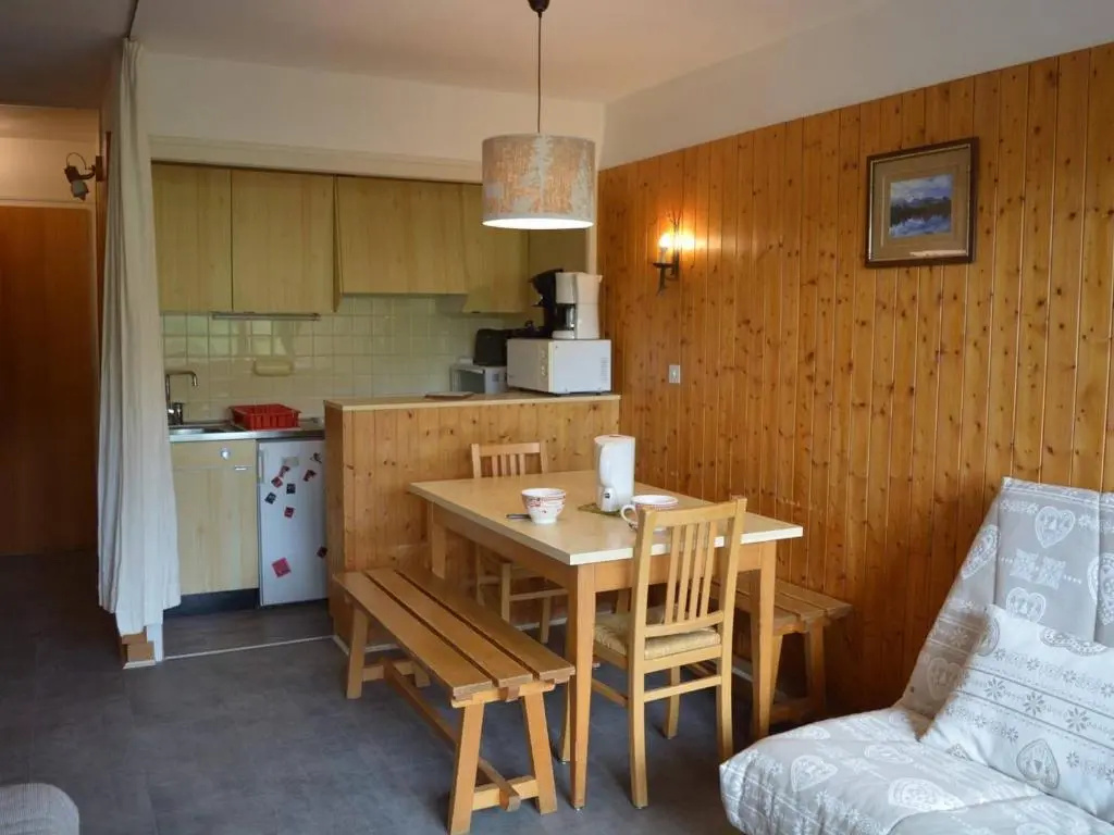 Appartement Le Grand-Bornand, 1 pièce, 4 personnes - FR-1-241-24