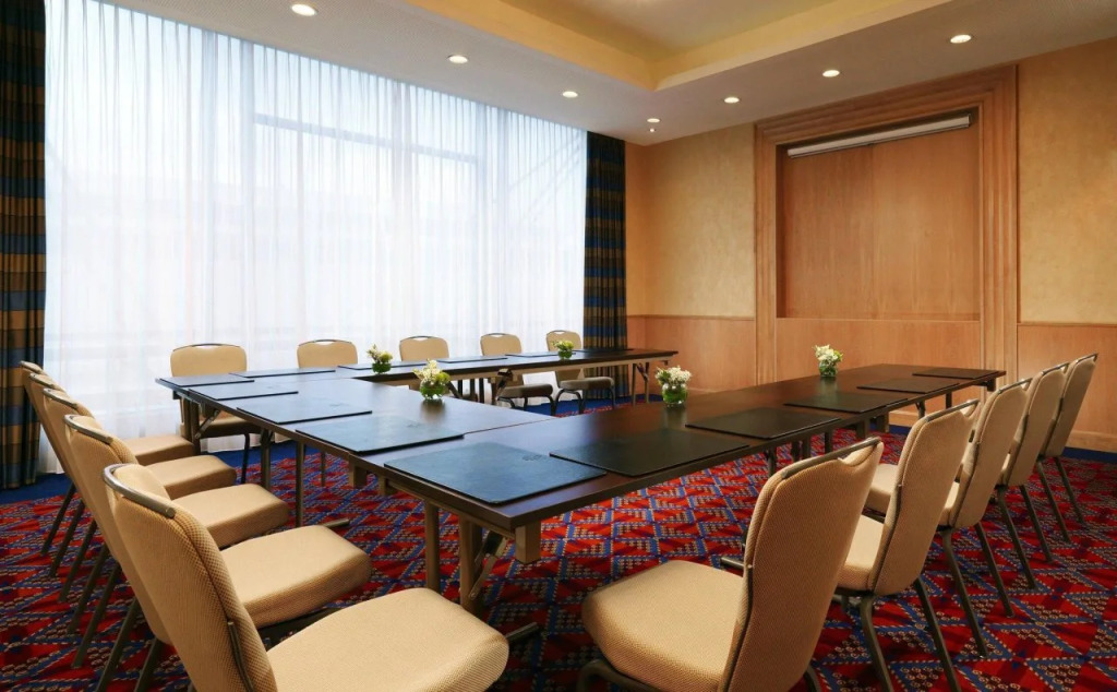 Sheraton Poznan Hotel