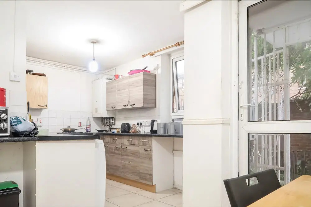 Teviot Street - Deluxe Double Room