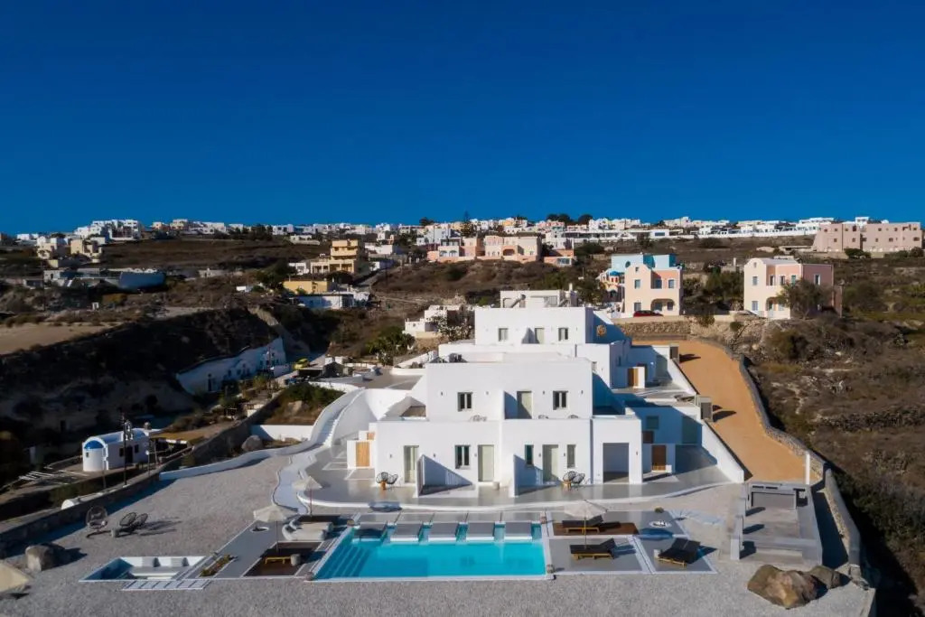 Terra Blanca Suites