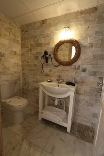 Shaka Marine Boutique Hotel