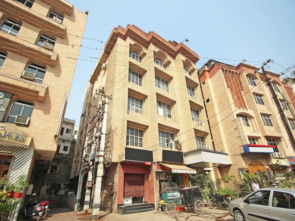 OYO 10400 Hotel The Ambassador