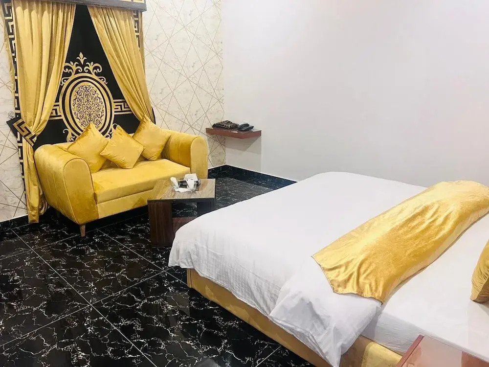 The Signature Hotel Multan