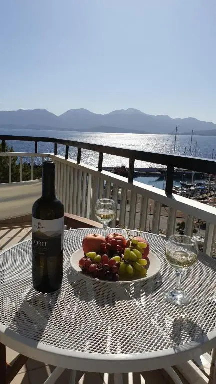Jelena Apartments By The Sea