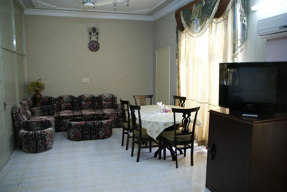 New Cape Grace Guest House