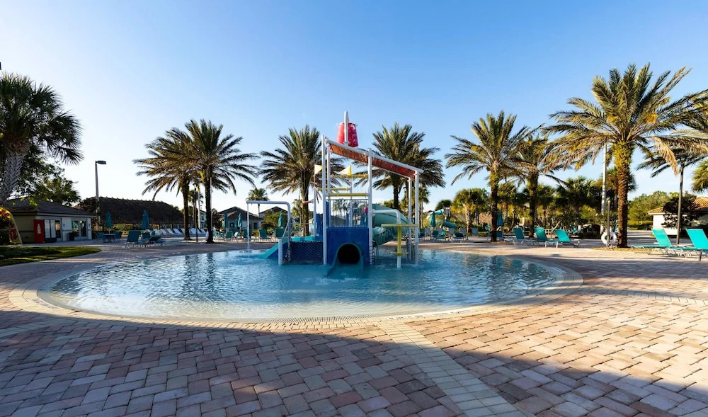 Luxurious Townhouse With Themed Rooms Near Disney
