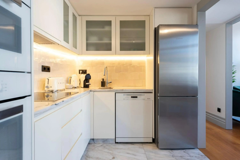 LovelyStay - Deluxe 2BR Duplex with Splendid View