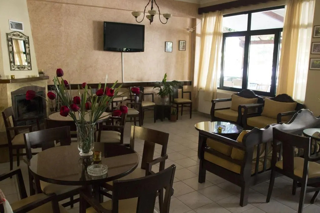 Anixis Hotel