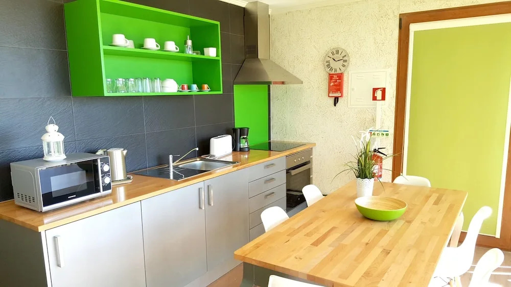 Bungalow With 2 Bedrooms in Furtado, With Wonderful Mountain View, Poo
