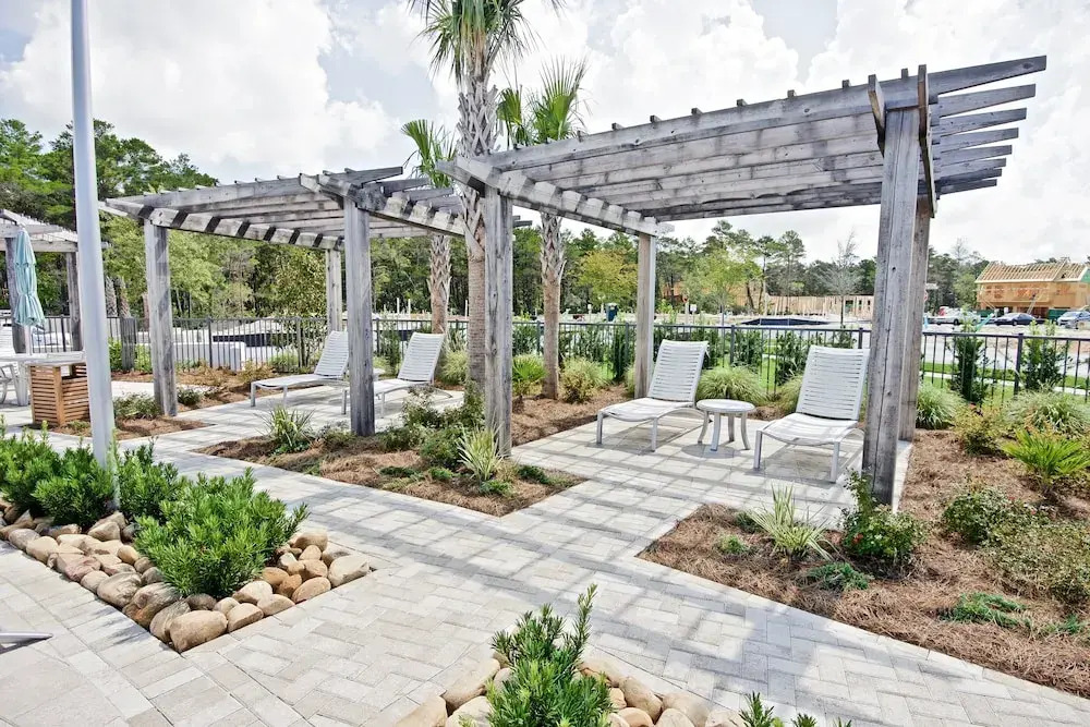 Steps to the Resort Style Pool & Across From The Big Chill