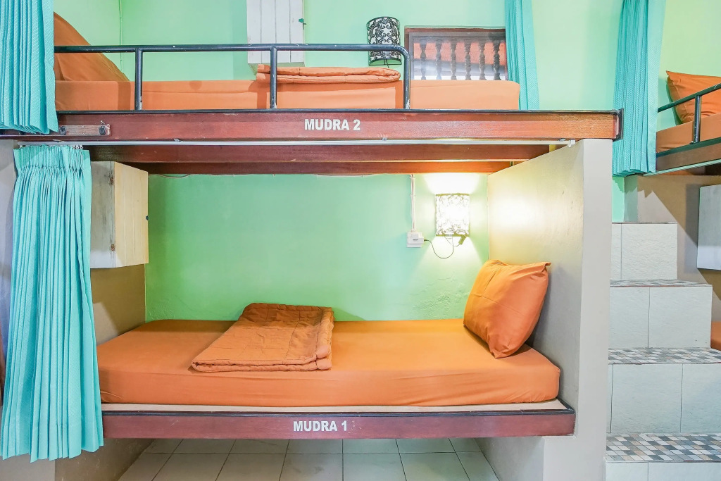 Padi-Padi Hostel & Bar