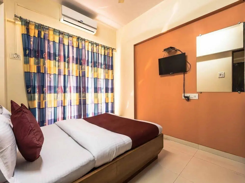 OYO Apartments BKC Kalanagar