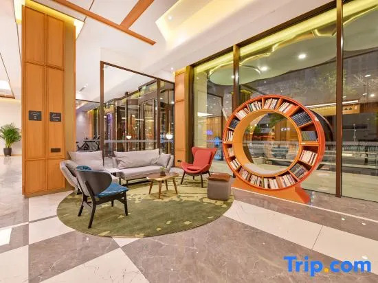 Shenyang North Station Financial Center Atour Hotel