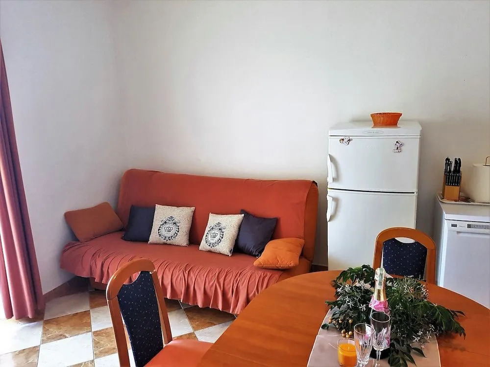 Apartments Anita - Punta Skala