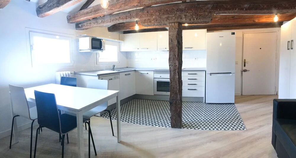 Apartmanento de 2 Habitaciones en Universidad, 500m de Alonso Martinez