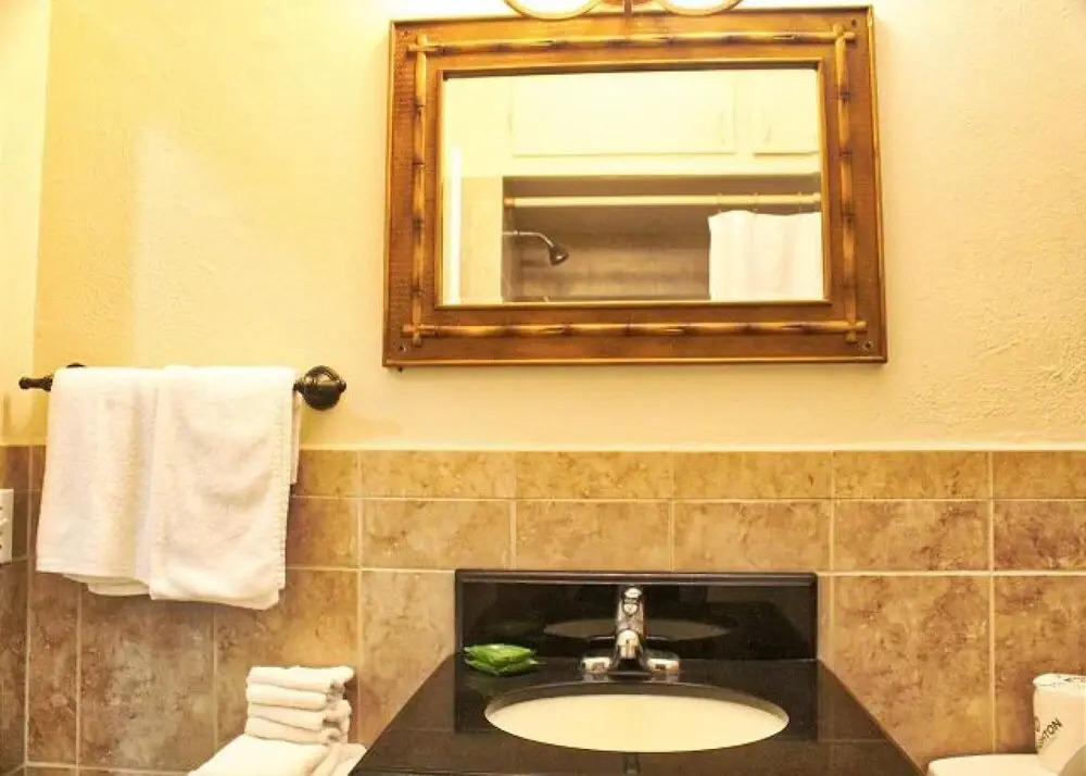 Coconut Grove Beach Resort Suite 5 to 8