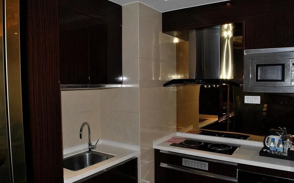 Butchart International Apartment Hotel