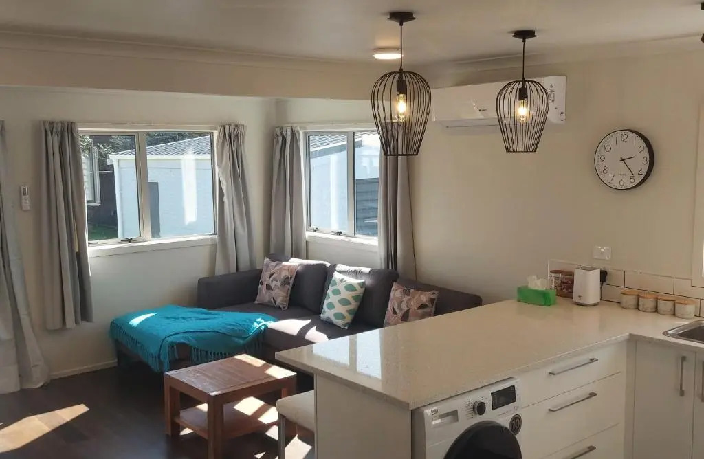 Cozy, new, private 3 bedroom home