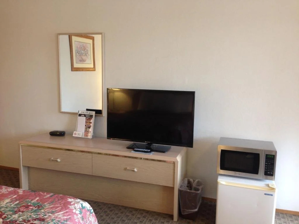 Timberland Inn & Suites