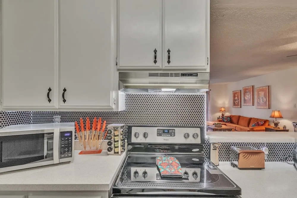 Arizona Southwest Decor - Between Phoenix And Old Town Scottsdale At Spengler Condos 1 Bedroom Condo by RedAwning