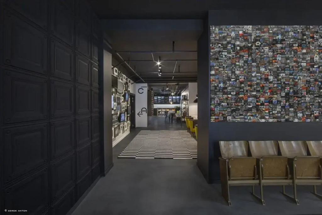 Zoom Hotel