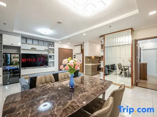 The Landmark Collection Suite