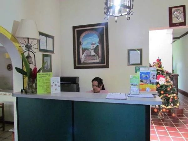 Hotel Villa Serena Flor Blanca