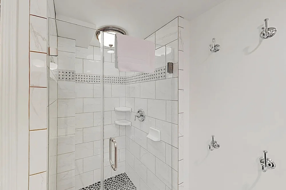 New Listing! Unique Waterside Octagonal 2 Bedroom Villa