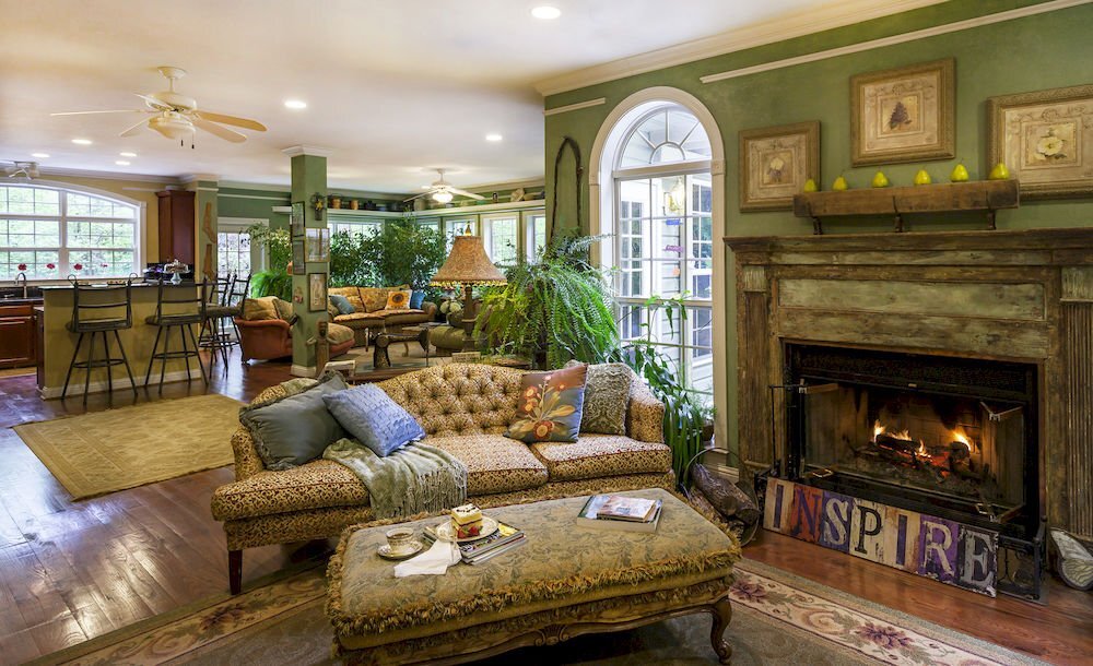 Butterfly Creek Inn Tryon