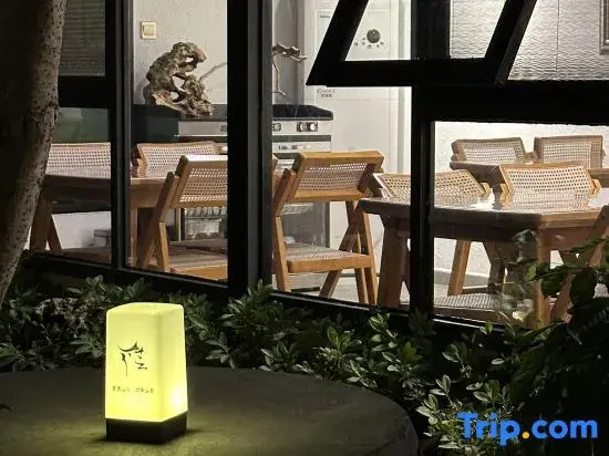 Hongcun Yunshan mountain scenery house