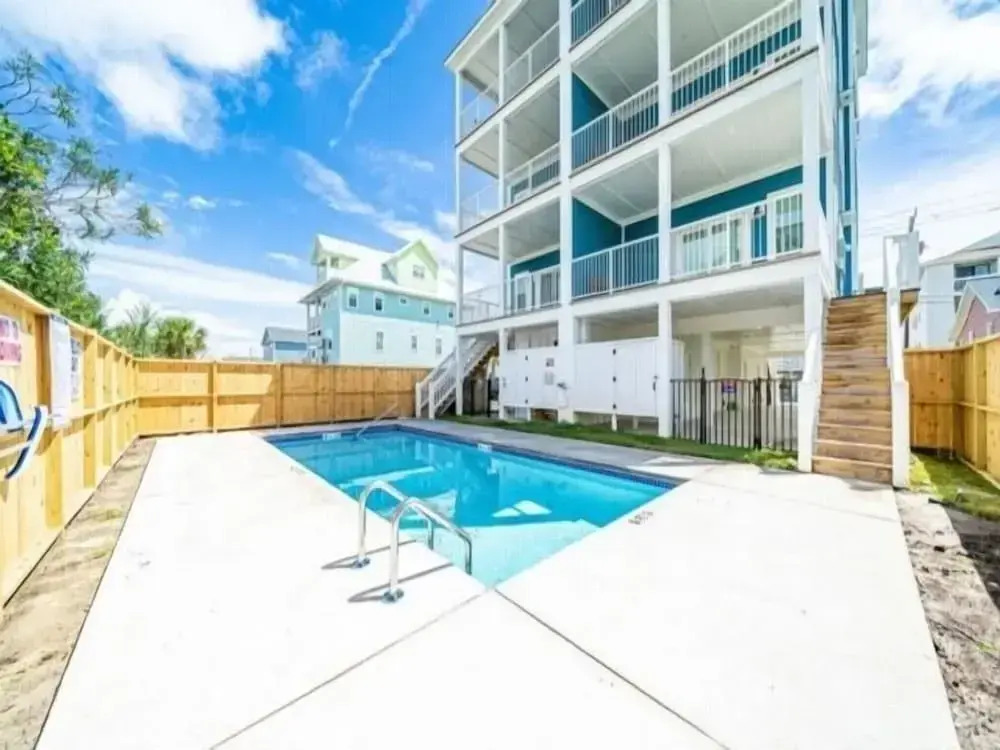 Sunnyside - Ocean And Inlet Views, Steps To Beach Access, Plus Parking For 4! 5 Bedroom Townhouse by RedAwning