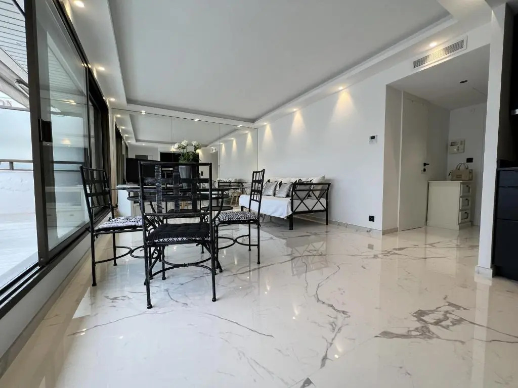 Апартаменты Residence Gray d'Albion Studio DEL562	