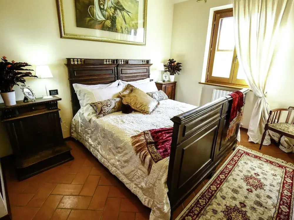 Gorgeous Villa near Spoleto with Swimming Pool