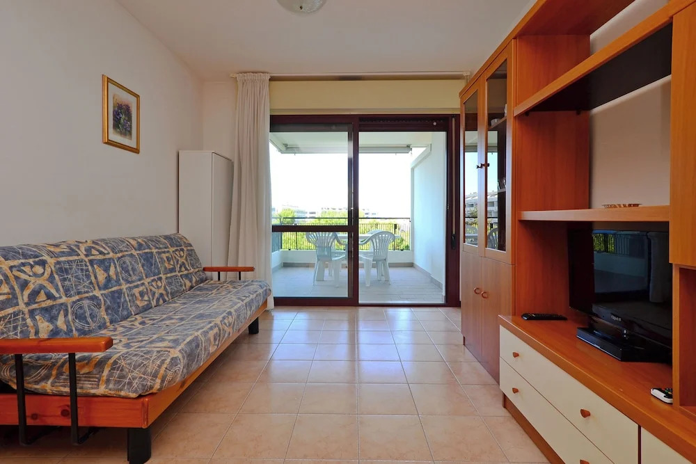 Apartment Overlooking the sea and the Marina