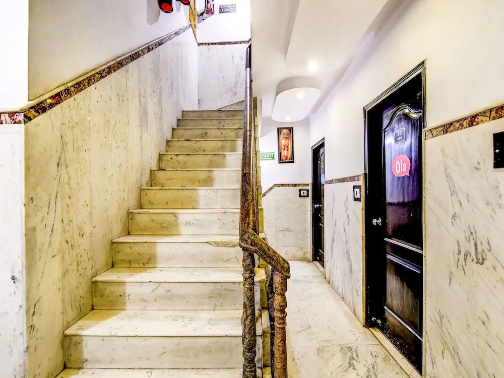 OYO 2064 Hotel The Spot