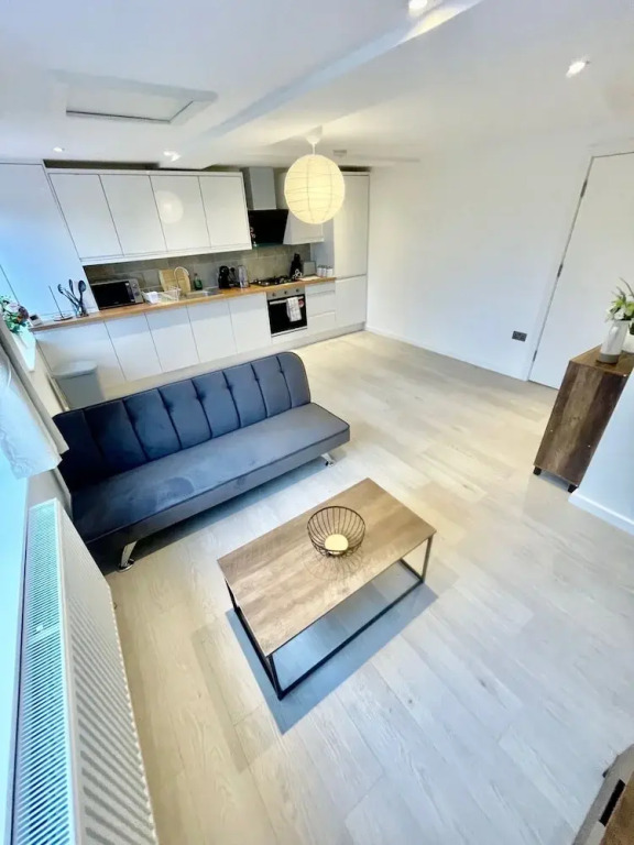 Cambridge Cozy 2 Bedroom Apartment 5 Sleep